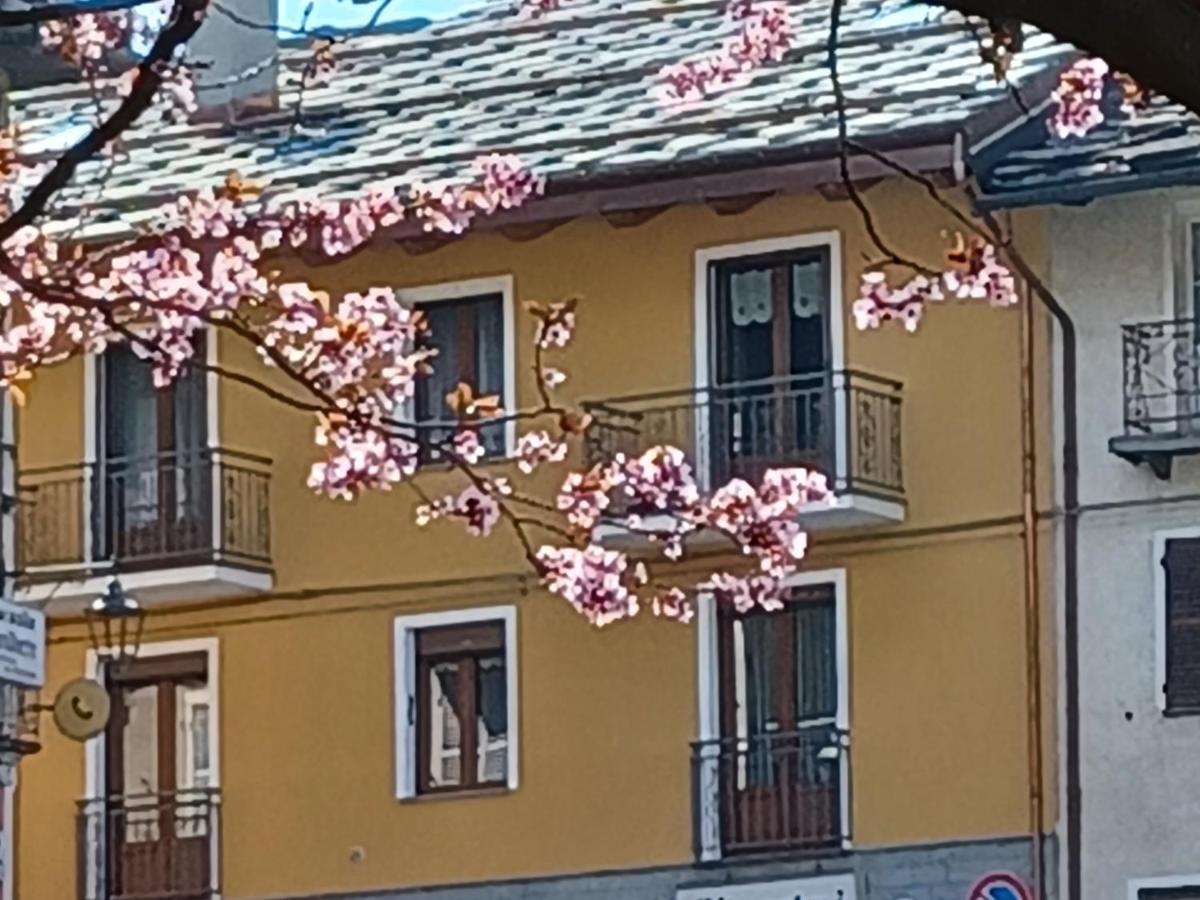 Il Larice Appartement Salbertrand Buitenkant foto